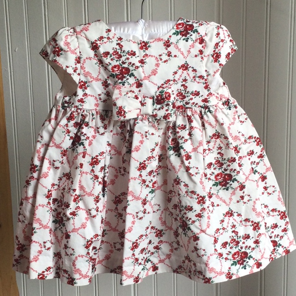 Janie and Jack 6-12 months wore it once.